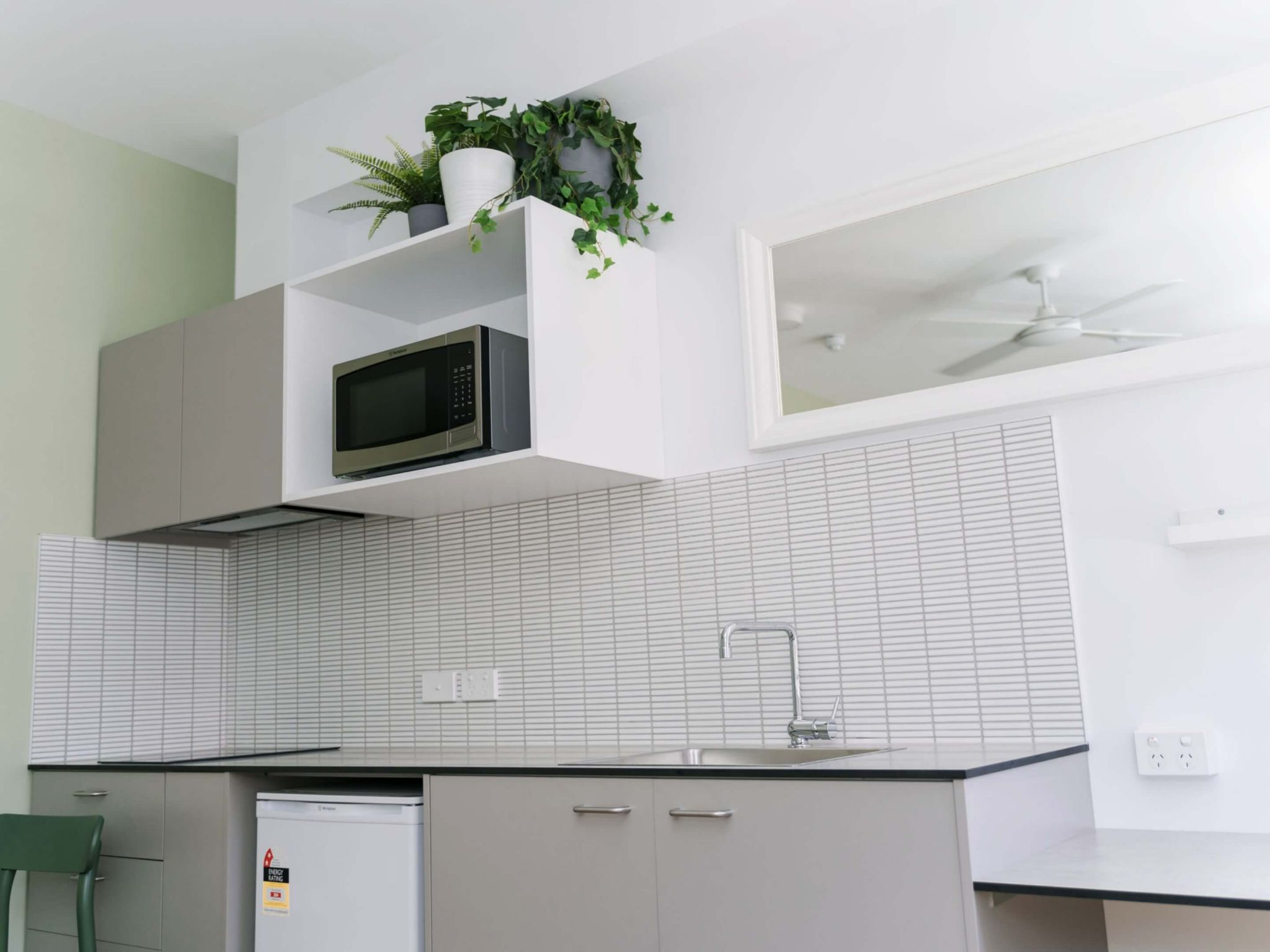 635f10b17b758d2fd7d86ce5 Bell – 2