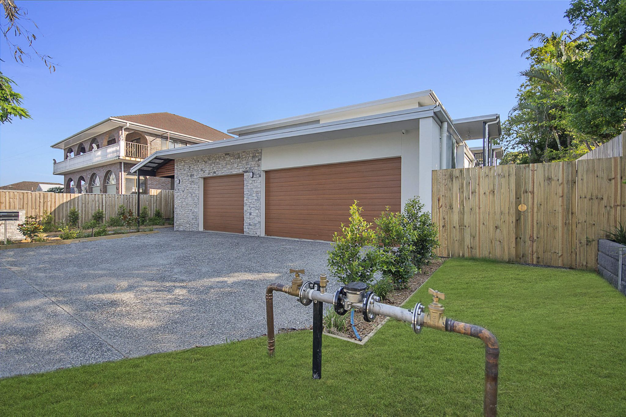 External   34 Boxgrove Ave, Wynnum 11