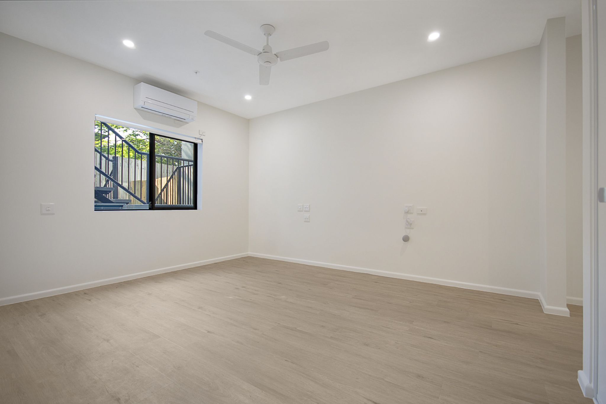 Unit 1   34 Boxgrove Ave, Wynnum 1