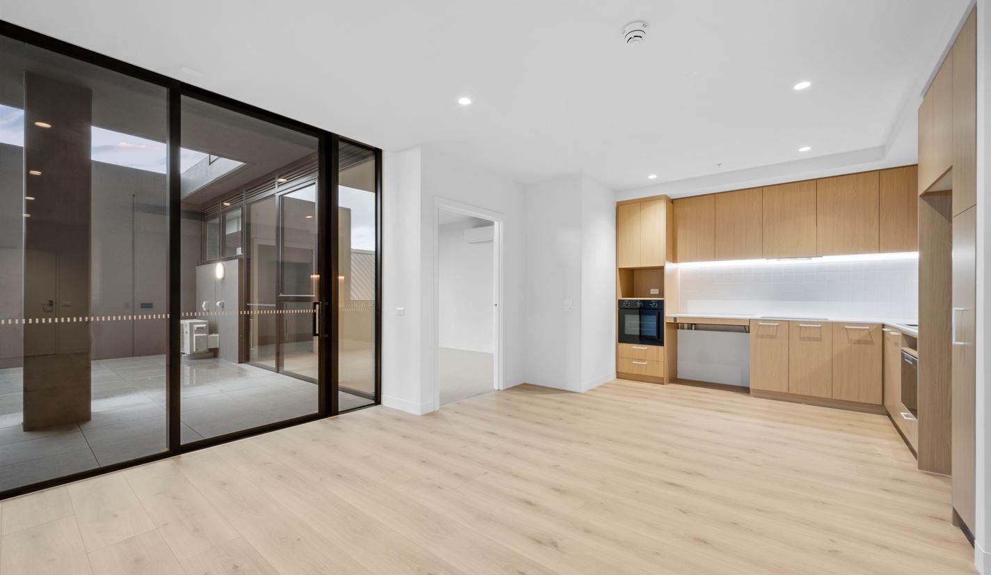 Service St Sunshine 8