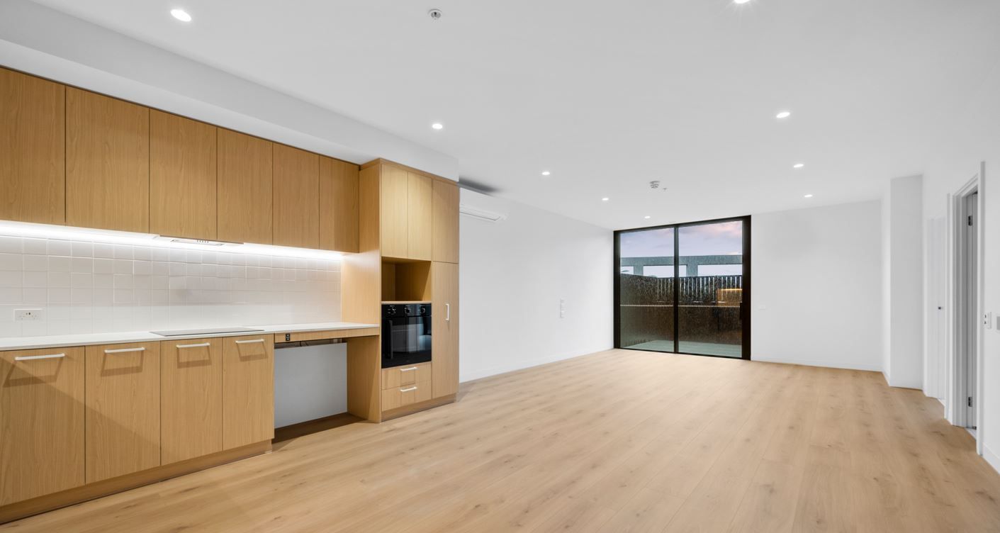 Service St Sunshine 12